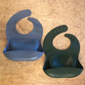 Mushie Silicone Bibs - Set of 2